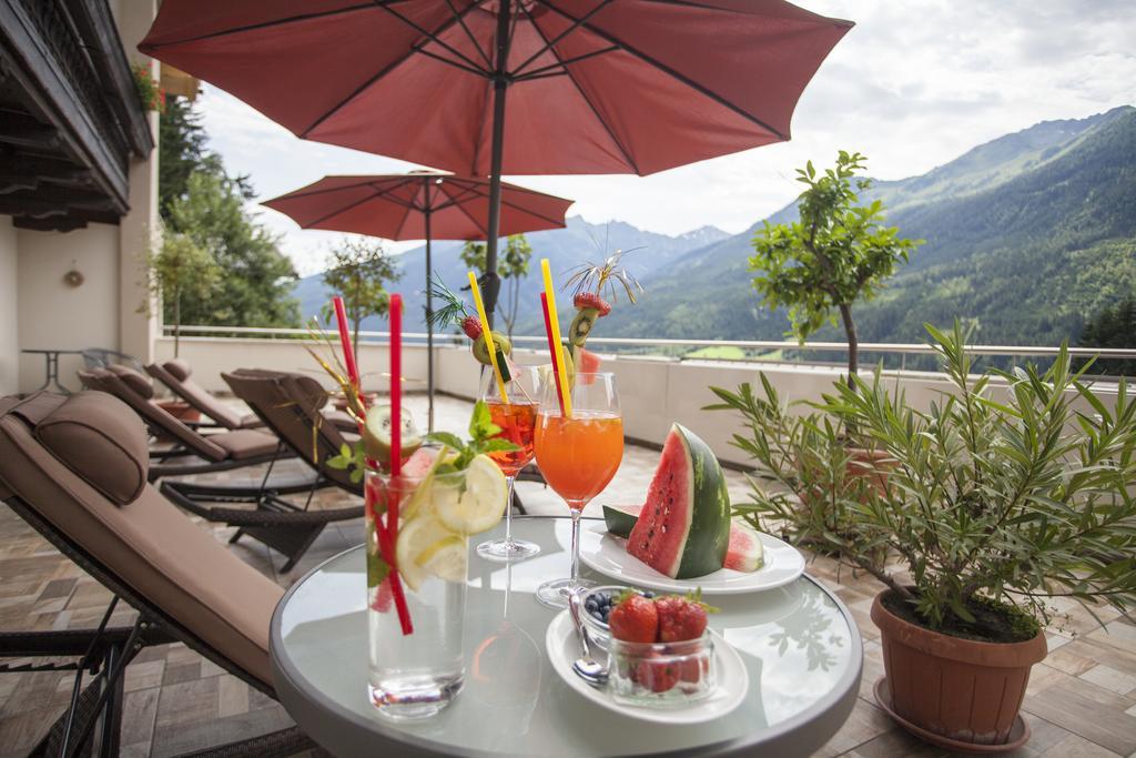 Hotel Alta Vista Neukirchen am Grossvenediger Exterior photo