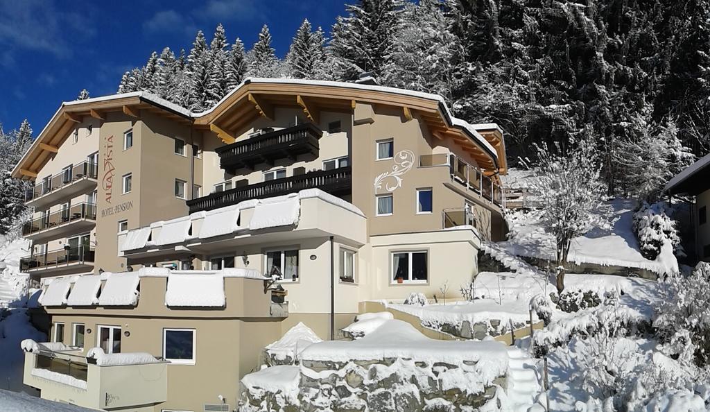 Hotel Alta Vista Neukirchen am Grossvenediger Exterior photo
